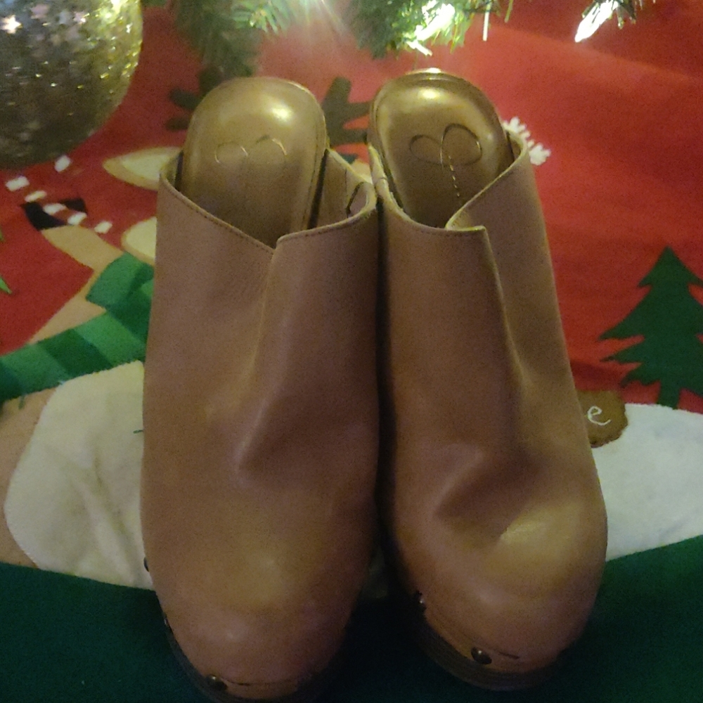 Jessica Simpson Mules